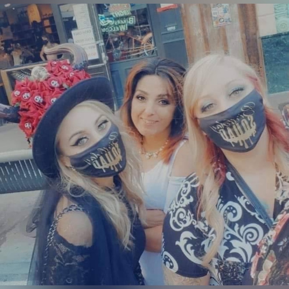 Meet your Posher, Denise